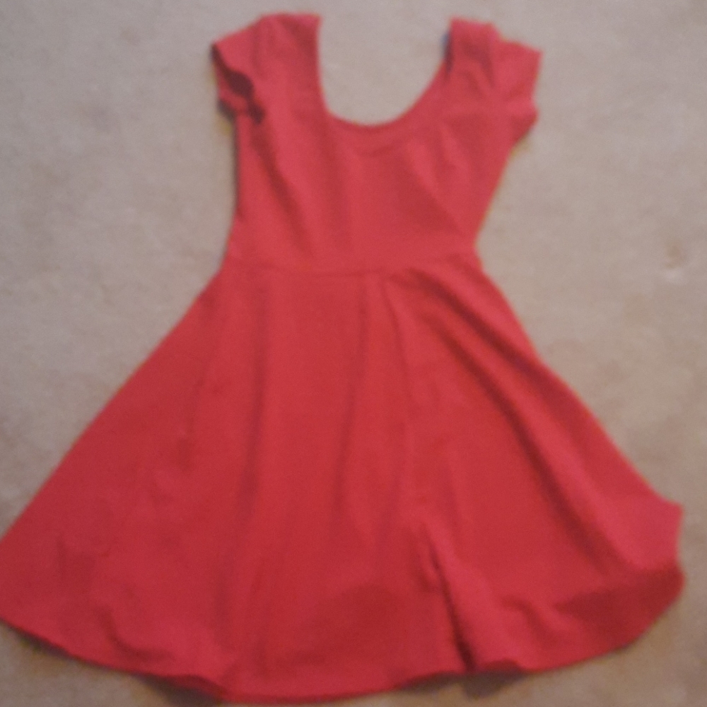Dress - Picture 5 of 5